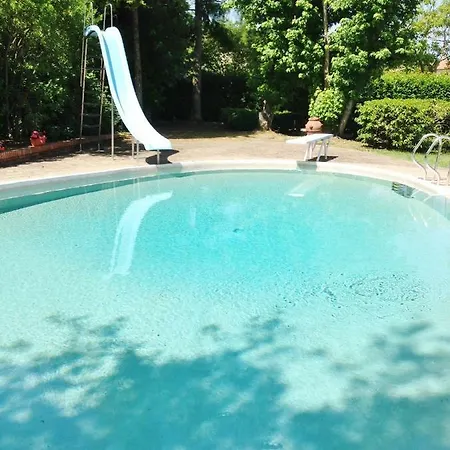 Cinzia's House בית הארחה